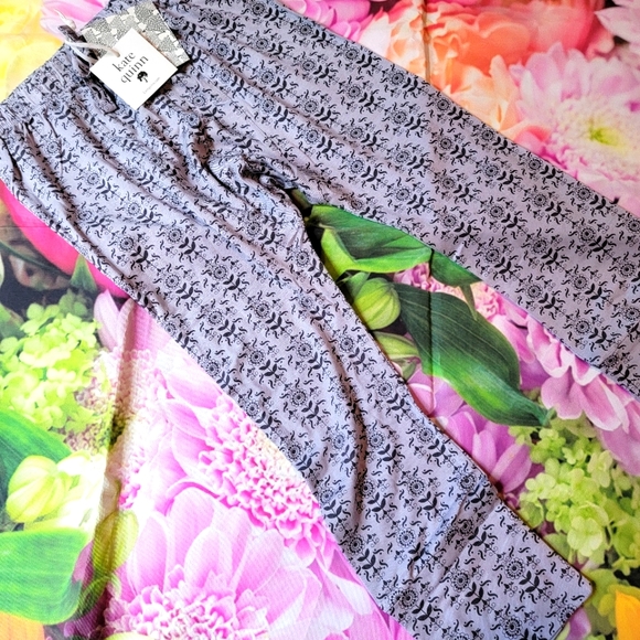kate quinn Other - Nwt new Kate quinn panda pants girls 4 4t new